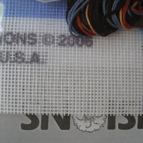 Dimensions SNOWFLAKE PALS Needlepoint Pillow Kit #9138 Snowman Bird 12"x12" 2006 - Picture 8 of 9